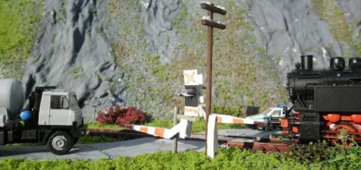 diorama - železničné priecestie